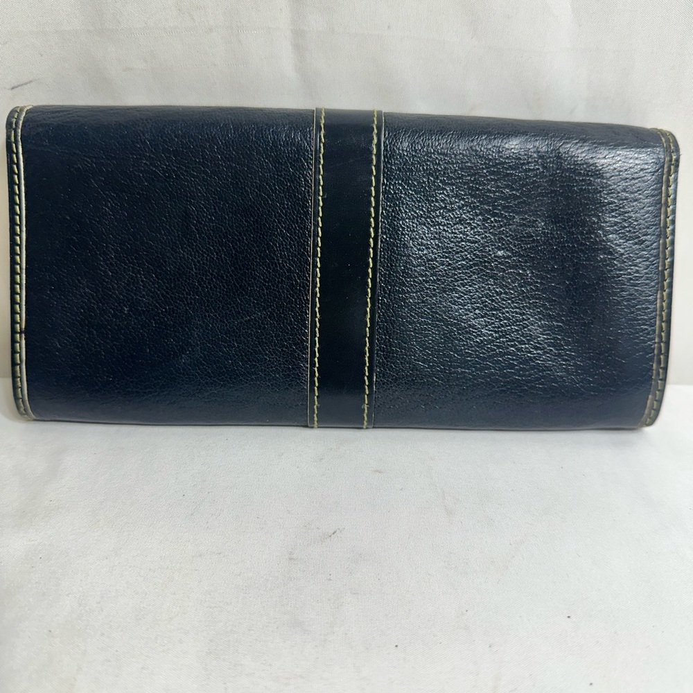 Louis Vuitton Wallet - Picture 2 of 10